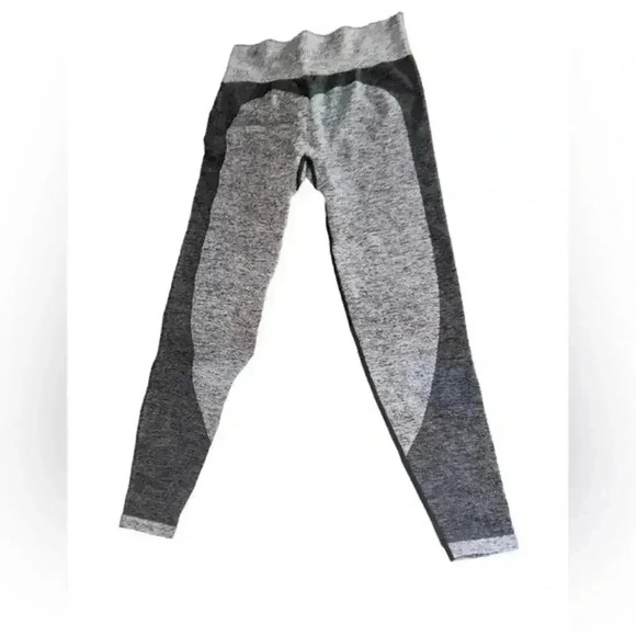 PINK by Victoria’s secret Gray & Black Seamless‎ Contour Leggings, Small - Picture 1 of 4